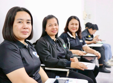 ลงพื้นที่ตรวจเยี่ยมติดตามผลการดำเนินงานการรวบรวมผลไม้ของสหกรณ์การเกษตรเพื่อการตลาดลูกค้า ธกส. นครศรีธรรมราช จำกัด โดยมี นายสมโชค จันทร์ใหม่ ประธานกรรมการ นายครรชิต พานชาตรี ผู้จัดการสหกรณ์ และเจ้าหน้าที่สหกรณ์ ให้การต้อนรับ ณ สหกรณ์การเกษตรเพื่อการตลาดลู ... พารามิเตอร์รูปภาพ 26